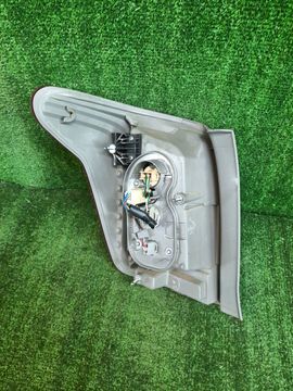 СТОП СИГНАЛ НА TOYOTA COROLLA FIELDER NZE141G