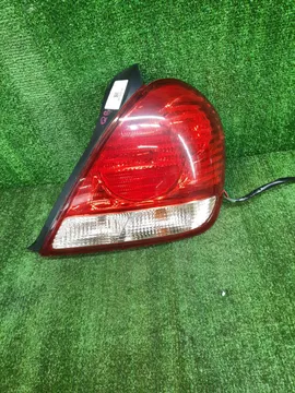 СТОП СИГНАЛ НА NISSAN BLUEBIRD SYLPHY G10