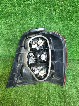 СТОП СИГНАЛ НА TOYOTA KLUGER V MCU25W