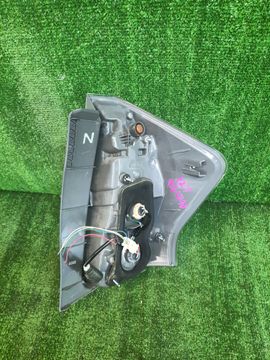 СТОП СИГНАЛ НА TOYOTA PRIUS ALPHA ZVW41W