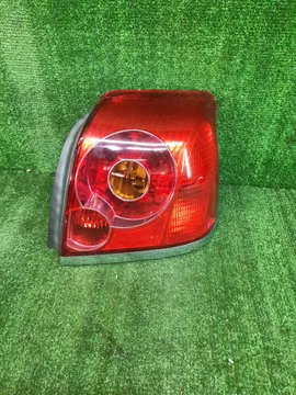 СТОП СИГНАЛ НА TOYOTA AVENSIS AZT250