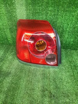 СТОП СИГНАЛ НА TOYOTA AVENSIS AZT250