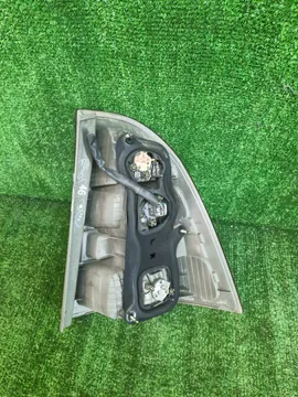 СТОП СИГНАЛ НА TOYOTA COROLLA FIELDER NZE121G