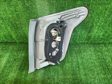 СТОП СИГНАЛ НА TOYOTA COROLLA FIELDER NZE141G