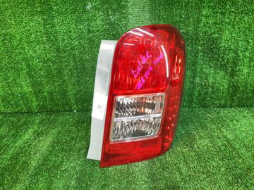 СТОП СИГНАЛ НА TOYOTA COROLLA FIELDER NZE141G