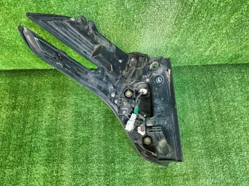 СТОП СИГНАЛ НА TOYOTA VELLFIRE GGH30W