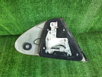 СТОП СИГНАЛ НА MERCEDES-BENZ E320 W211