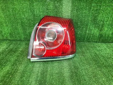 СТОП СИГНАЛ НА TOYOTA AVENSIS AZT251