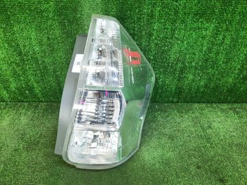 СТОП СИГНАЛ НА TOYOTA PRIUS ALPHA ZVW41W