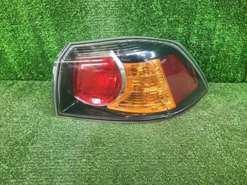 СТОП СИГНАЛ НА MITSUBISHI GALANT FORTIS CY4A