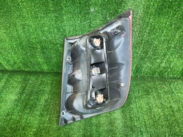 СТОП СИГНАЛ НА TOYOTA NADIA SXN10