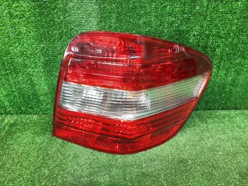 СТОП СИГНАЛ НА MERCEDES-BENZ ML350 W164