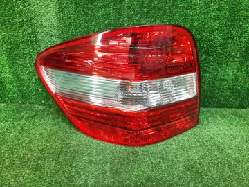 СТОП СИГНАЛ НА MERCEDES-BENZ ML350 W164