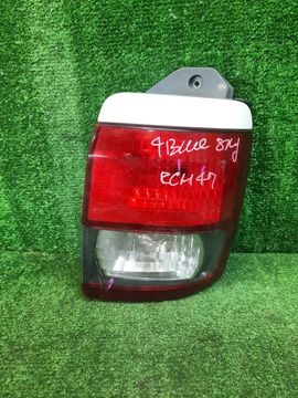 СТОП СИГНАЛ НА TOYOTA HIACE REGIUS KCH46W