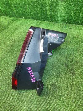 СТОП СИГНАЛ НА TOYOTA NOAH MZRA90