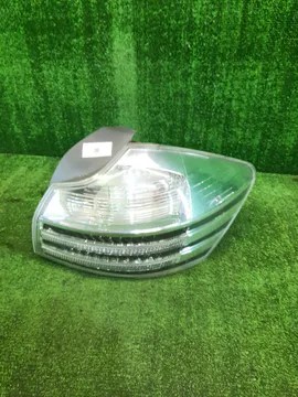 СТОП СИГНАЛ НА TOYOTA BLADE AZE156H