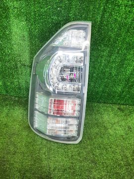СТОП СИГНАЛ НА TOYOTA VOXY ZRR70