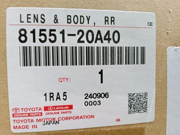 СТОП 81551-20A40 284Y0000766 НА TOYOTA PREMIO NZT260