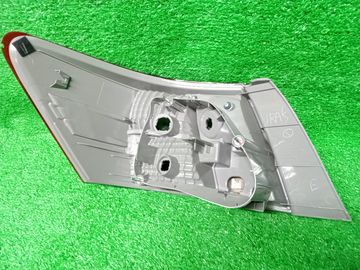 СТОП 81551-20A40 284Y0000766 НА TOYOTA PREMIO NZT260