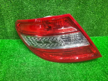 СТОП СИГНАЛ НА MERCEDES-BENZ C200 W204