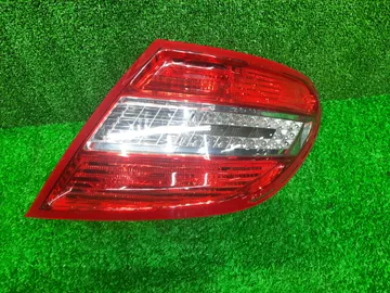 СТОП СИГНАЛ НА MERCEDES-BENZ C200 W204