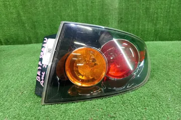СТОП СИГНАЛ НА MAZDA AXELA BK5P