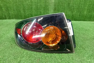 СТОП СИГНАЛ НА MAZDA AXELA BK5P