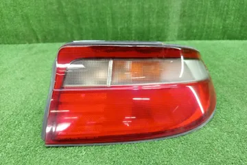 СТОП СИГНАЛ НА TOYOTA CARINA ST190