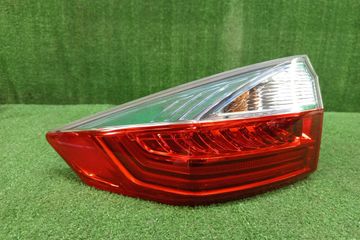 СТОП СИГНАЛ НА HONDA GRACE GM5