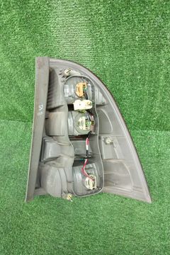СТОП СИГНАЛ НА TOYOTA COROLLA FIELDER NZE121G