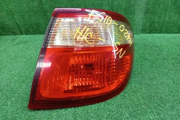 СТОП СИГНАЛ НА NISSAN BLUEBIRD SYLPHY G10
