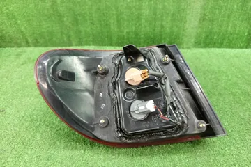 СТОП СИГНАЛ НА NISSAN BLUEBIRD SYLPHY G10