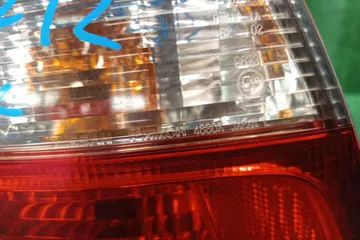 СТОП СИГНАЛ НА NISSAN BLUEBIRD SYLPHY G10