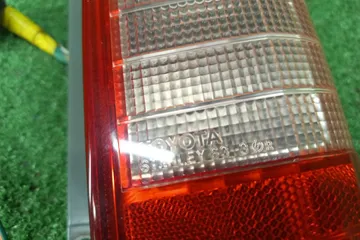 СТОП СИГНАЛ НА TOYOTA OPA ACT10