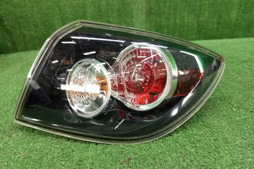 СТОП СИГНАЛ НА MAZDA AXELA BK5P