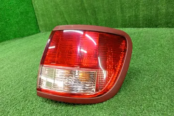 СТОП СИГНАЛ НА NISSAN AVENIR W11