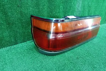 СТОП СИГНАЛ НА TOYOTA CROWN MS137