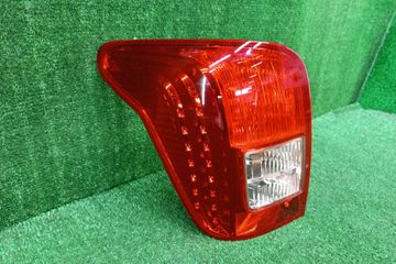 СТОП СИГНАЛ НА TOYOTA COROLLA FIELDER NZE141G