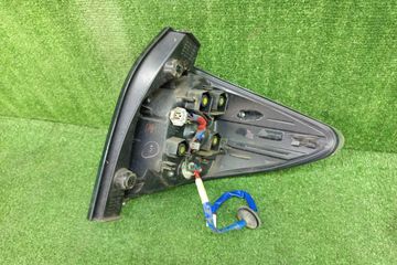 СТОП СИГНАЛ НА TOYOTA RACTIS NCP120