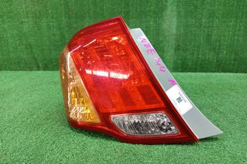 СТОП СИГНАЛ НА TOYOTA COROLLA  AXIO NZE141