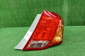 СТОП СИГНАЛ НА TOYOTA COROLLA  AXIO NZE141