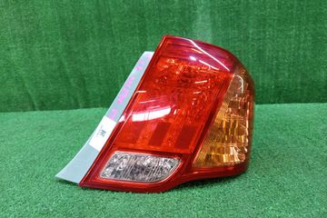 СТОП СИГНАЛ НА TOYOTA COROLLA  AXIO NZE141