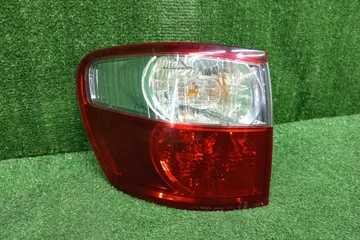 СТОП СИГНАЛ НА TOYOTA IPSUM ACM21W
