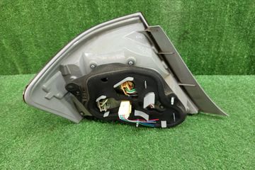СТОП СИГНАЛ НА TOYOTA COROLLA  AXIO NZE141