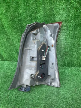 СТОП СИГНАЛ НА TOYOTA WISH ZNE10G