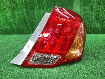 СТОП СИГНАЛ НА TOYOTA COROLLA  AXIO NZE141