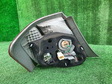 СТОП СИГНАЛ НА TOYOTA COROLLA  AXIO NZE141