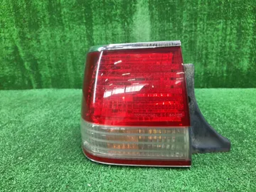 СТОП СИГНАЛ НА TOYOTA CROWN GS151
