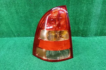 СТОП СИГНАЛ НА TOYOTA COROLLA FIELDER NZE121G