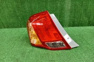СТОП СИГНАЛ НА TOYOTA COROLLA  AXIO NZE141